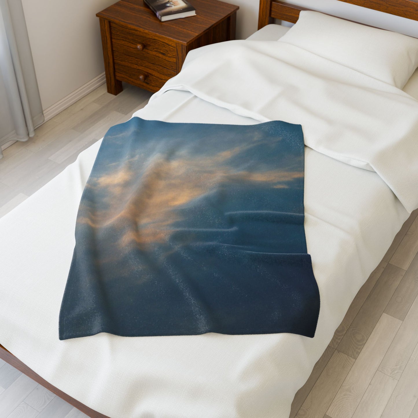 Sun Seeks | Plush Blanket